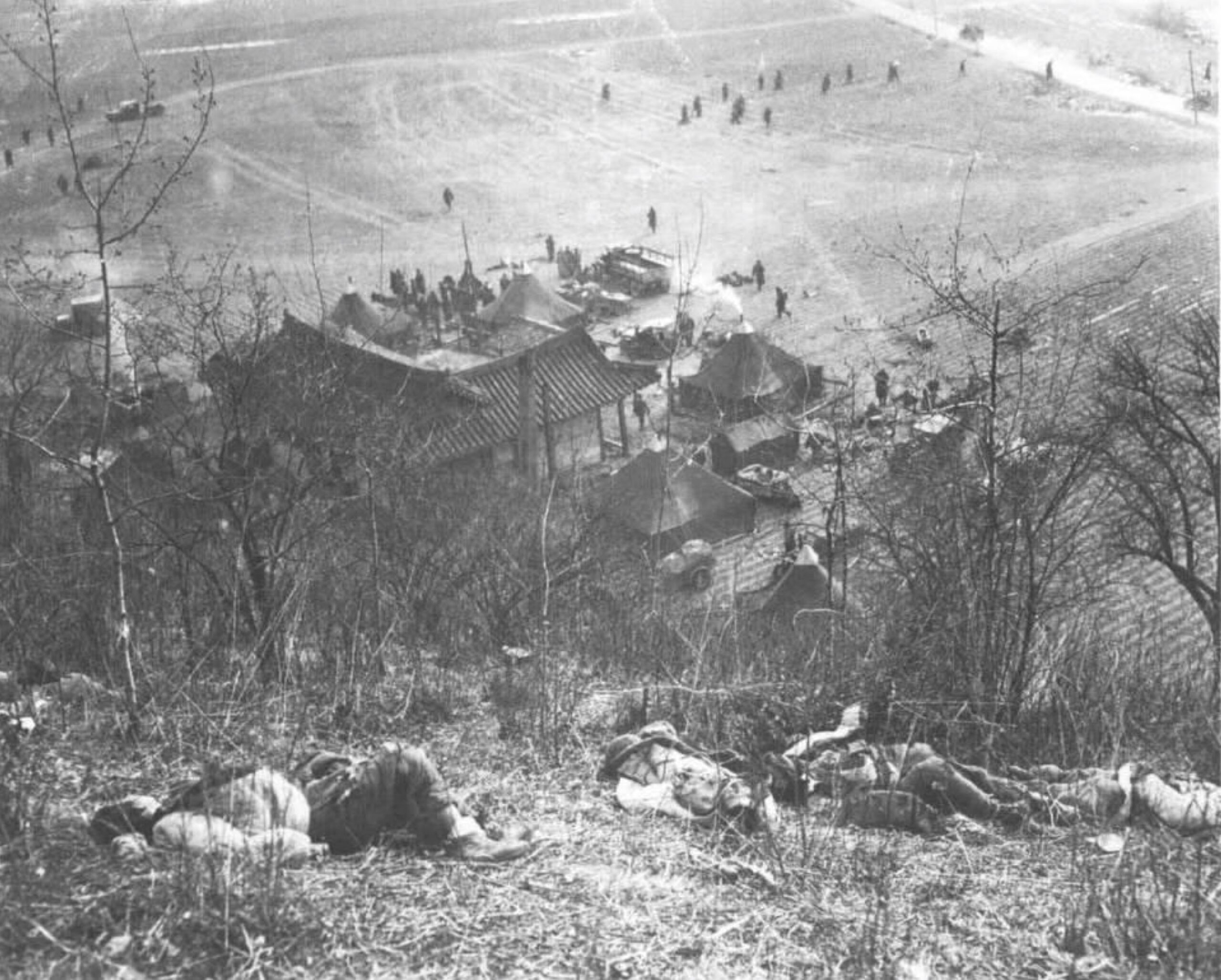 Marines americanos durante la retirada del Chosin Reservoir en diciembre de 1950