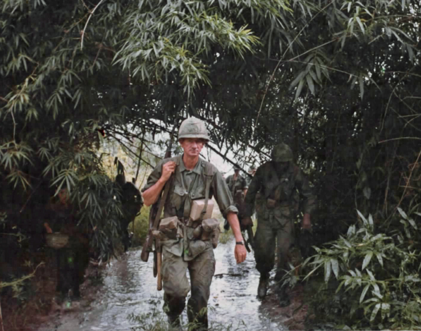 Soldados americanos en Vietnam 1965