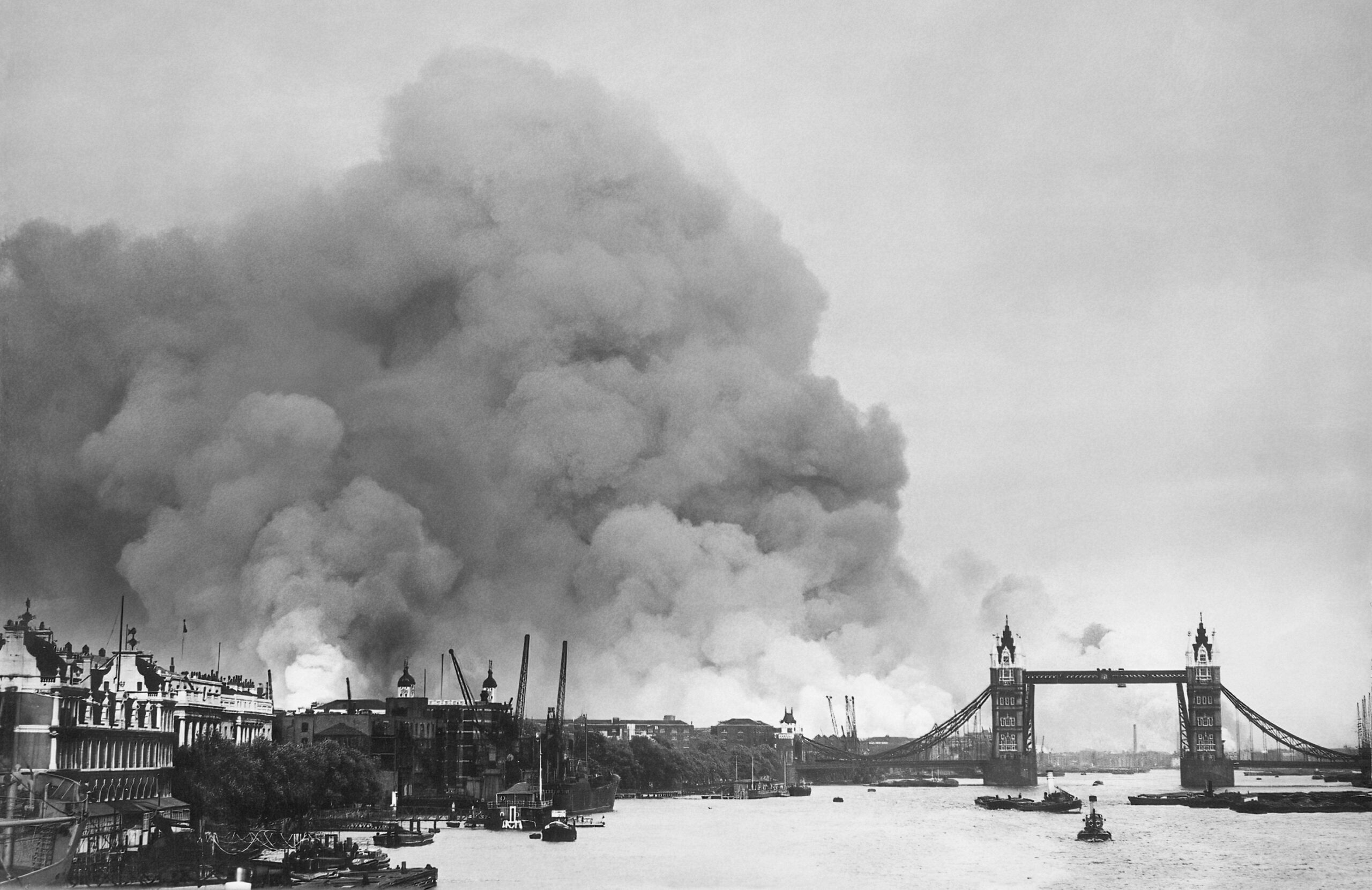 Londres bajo los bombardeos alemanes del Blitz en 1940