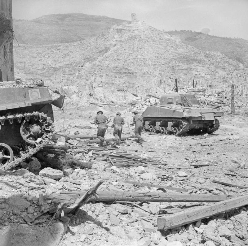 Monte Cassino 1944: Cuatro Batallas y una Abadía Destruida sin Motivo